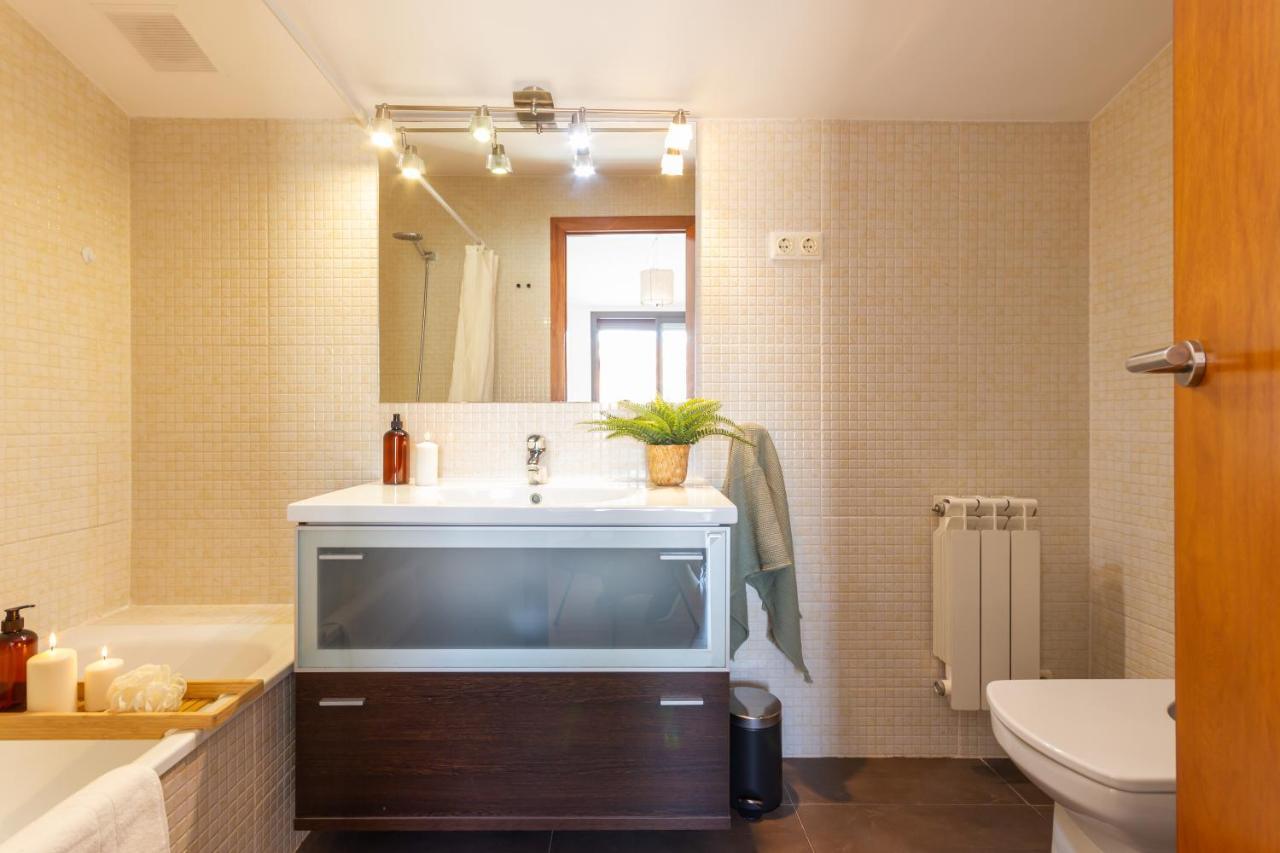Elegante Duplex En Terrassa, Barcelona Apartment Екстериор снимка