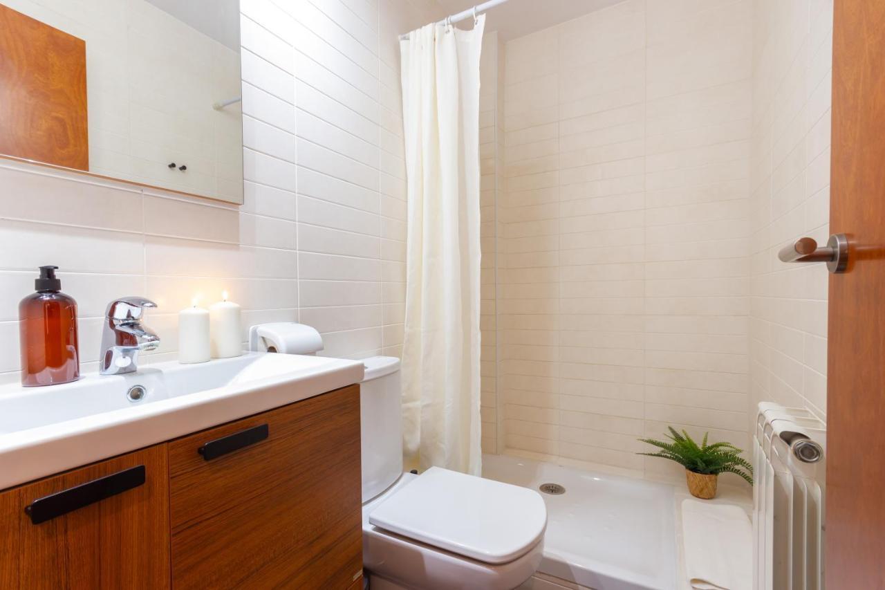 Elegante Duplex En Terrassa, Barcelona Apartment Екстериор снимка