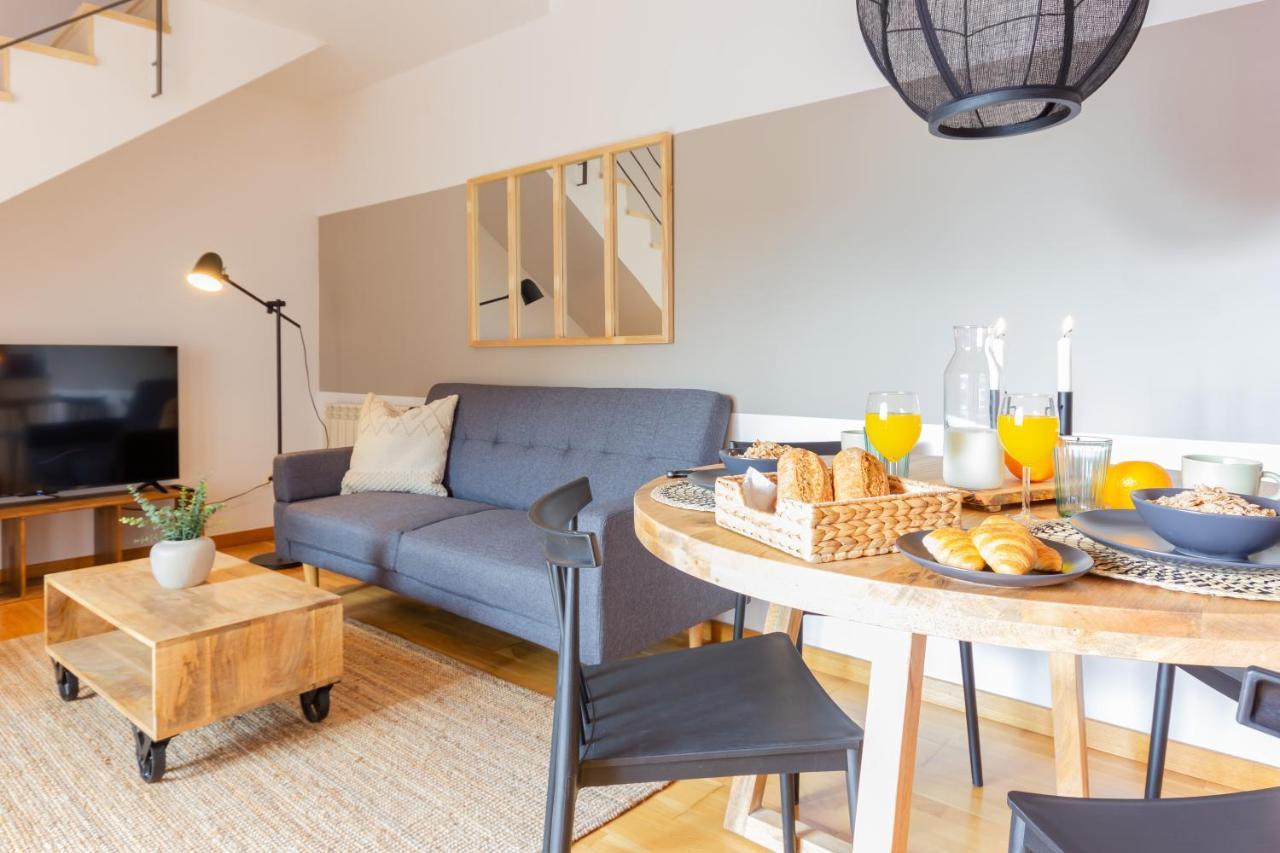 Elegante Duplex En Terrassa, Barcelona Apartment Екстериор снимка